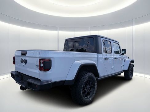 New 2026 Jeep Gladiator Sport AWD/4WD image 4