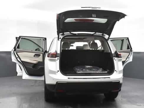 New 2026 Nissan Rogue SV w/ SV Premium Package image 35