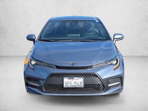 Used 2020 Toyota Corolla XSE image 2