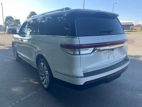 Used 2024 Lincoln Navigator L Reserve AWD/4WD image 3
