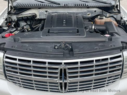 Used 2013 Lincoln Navigator 2WD image 31
