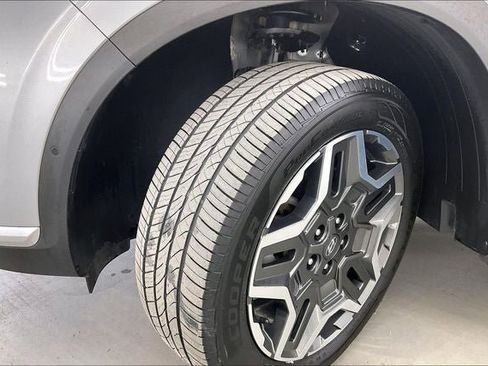 Used 2022 Hyundai Santa Fe Limited image 34