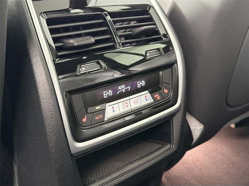 New 2026 BMW X5 xDrive40i w/ Climate Comfort Package image 25