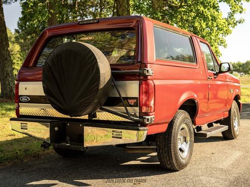 Used 1995 Ford Bronco XLT AWD/4WD image 8