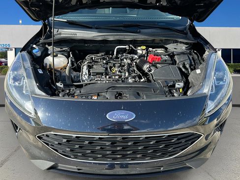 Certified 2021 Ford Escape SE w/ SE Sport Appearance Package image 28