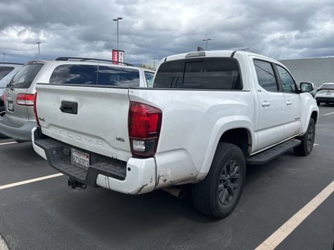 Used 2023 Toyota Tacoma SR5 image 4