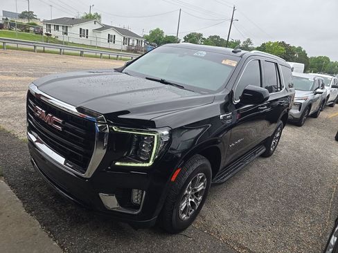 Used 2021 GMC Yukon SLE AWD/4WD image 2
