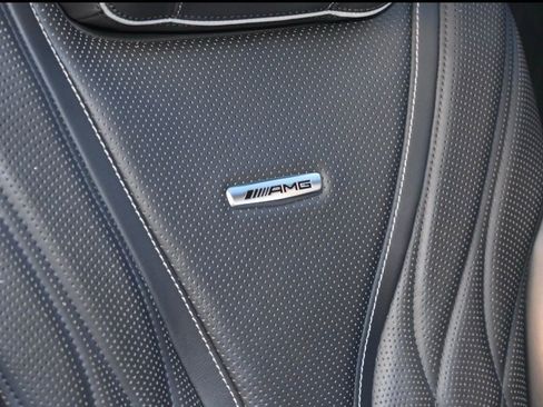 Used 2015 Mercedes-Benz S 63 AMG 4MATIC Coupe image 17