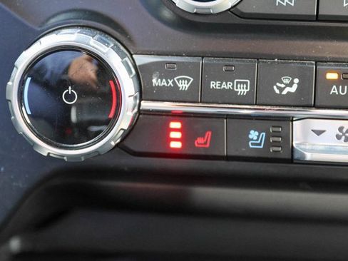 Used 2023 Ford F150 Lariat w/ Equipment Group 502A High image 27