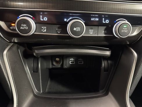Used 2021 Honda Accord Sport image 29