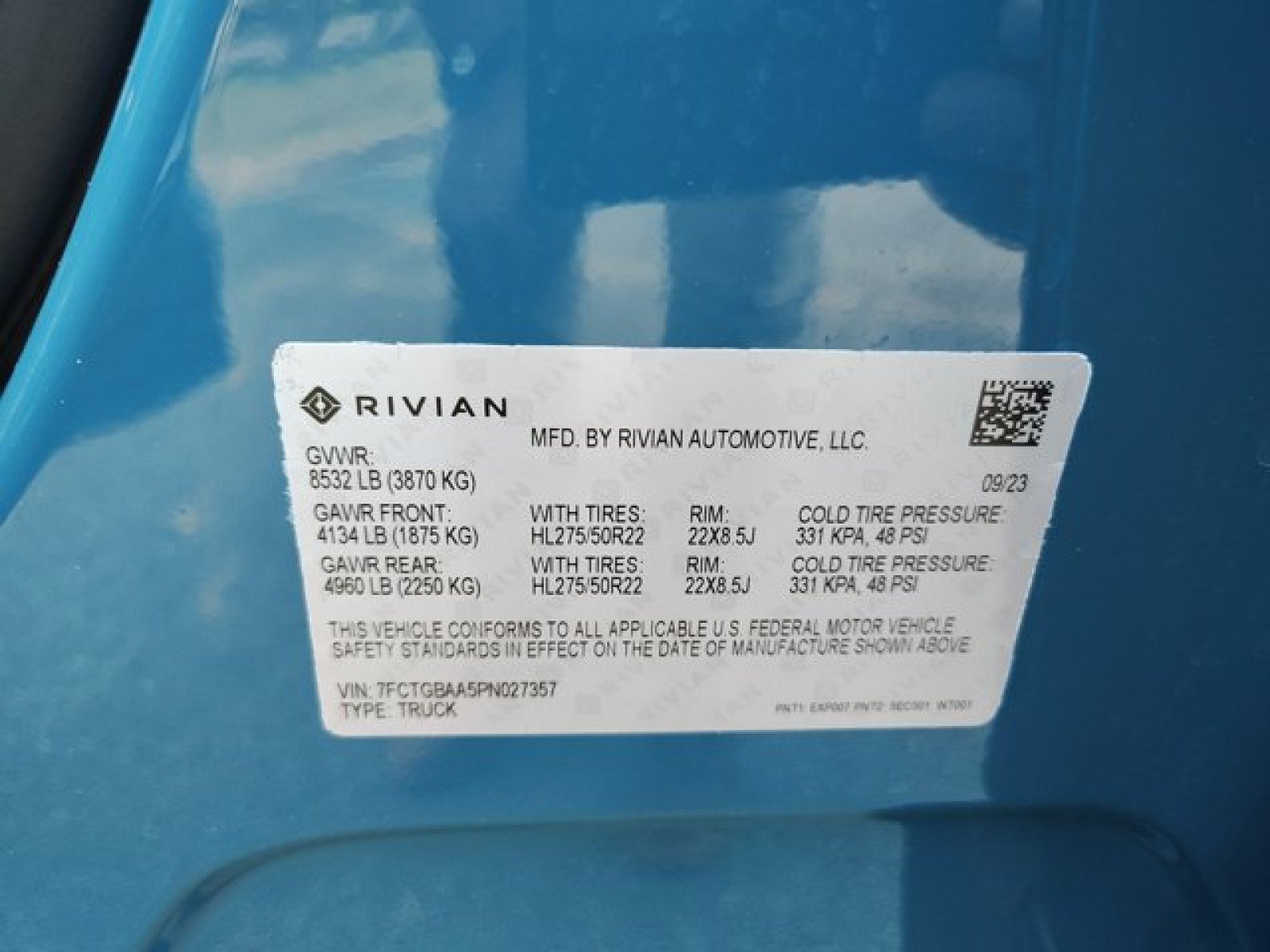 Used 2023 Rivian R1T Adventure Dual AWD/4WD image 23