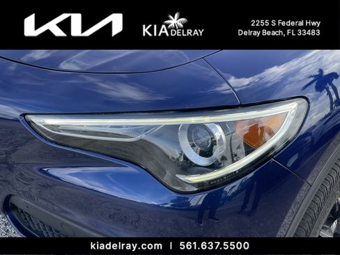 Used 2019 Alfa Romeo Stelvio w/ Nero Edizione image 6