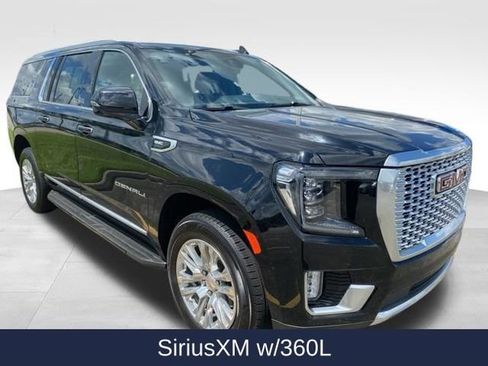 Used 2024 GMC Yukon XL Denali RWD image 3