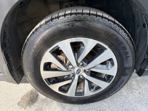 Certified 2024 Subaru Outback Premium AWD/4WD image 17