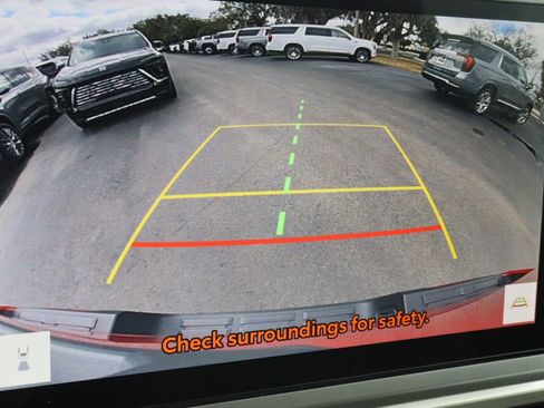 Used 2024 Toyota Tacoma TRD Sport image 16