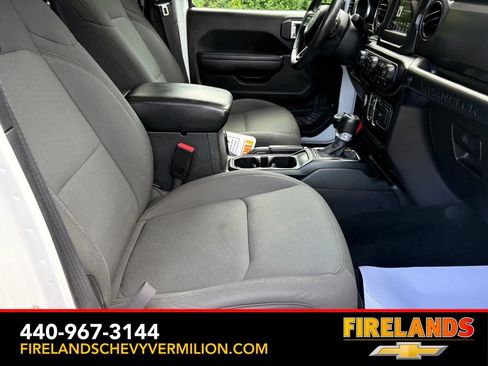 Used 2022 Jeep Wrangler Unlimited Sport AWD/4WD image 28