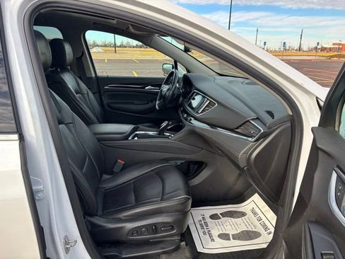 Used 2021 Buick Enclave Avenir w/ Avenir Technology Package image 31