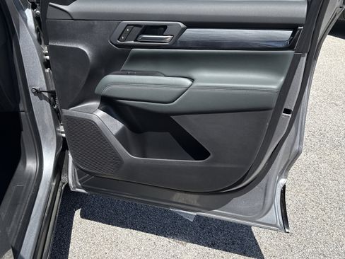 New 2026 GMC Terrain AT4 w/ Convenience Package III AWD/4WD image 14
