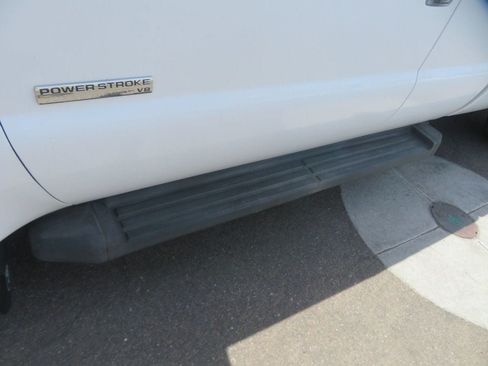 Used 2007 Ford F250 Lariat RWD image 15