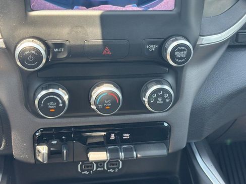 Used 2021 RAM 1500 Big Horn AWD/4WD image 22