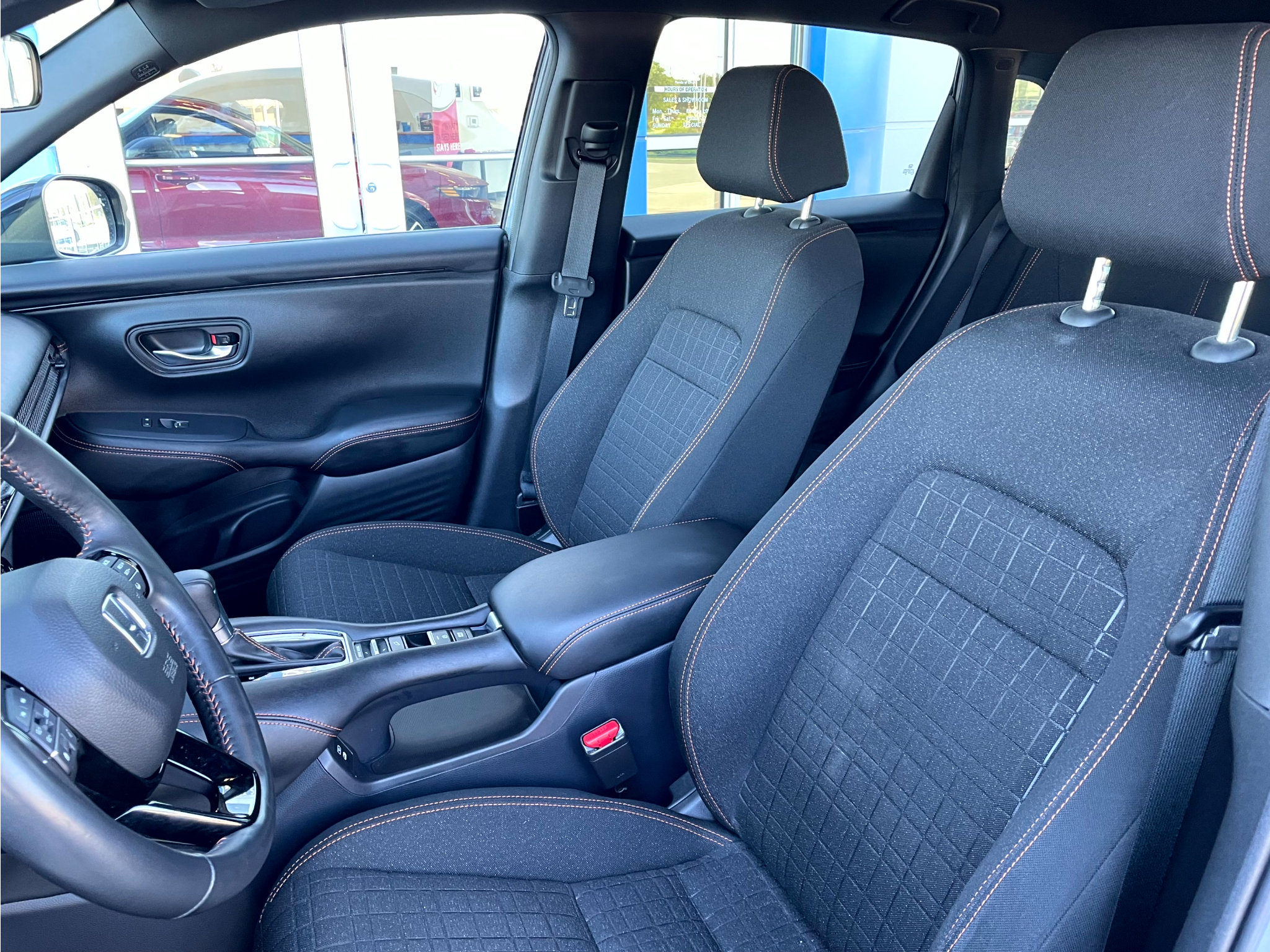 Used 2024 Honda HR-V Sport image 11