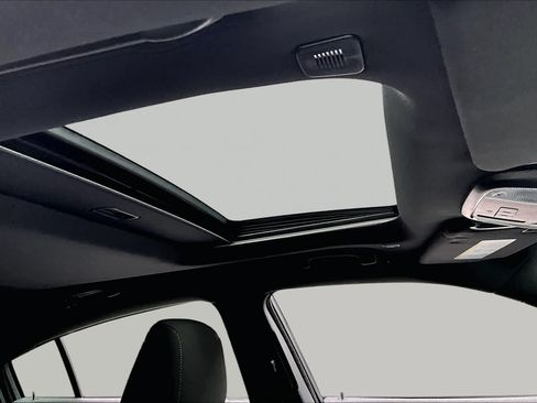 Used 2023 Dodge Charger R/T w/ Blacktop Package RWD image 14