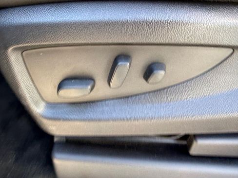 Used 2018 GMC Sierra 1500 SLT image 13