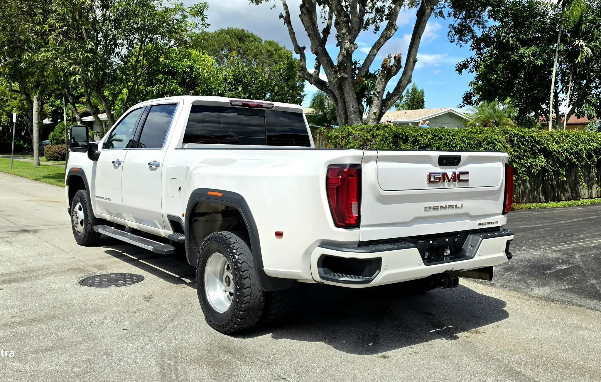 Used 2020 GMC Sierra 3500 Denali w/ Denali Ultimate Package AWD/4WD image 14
