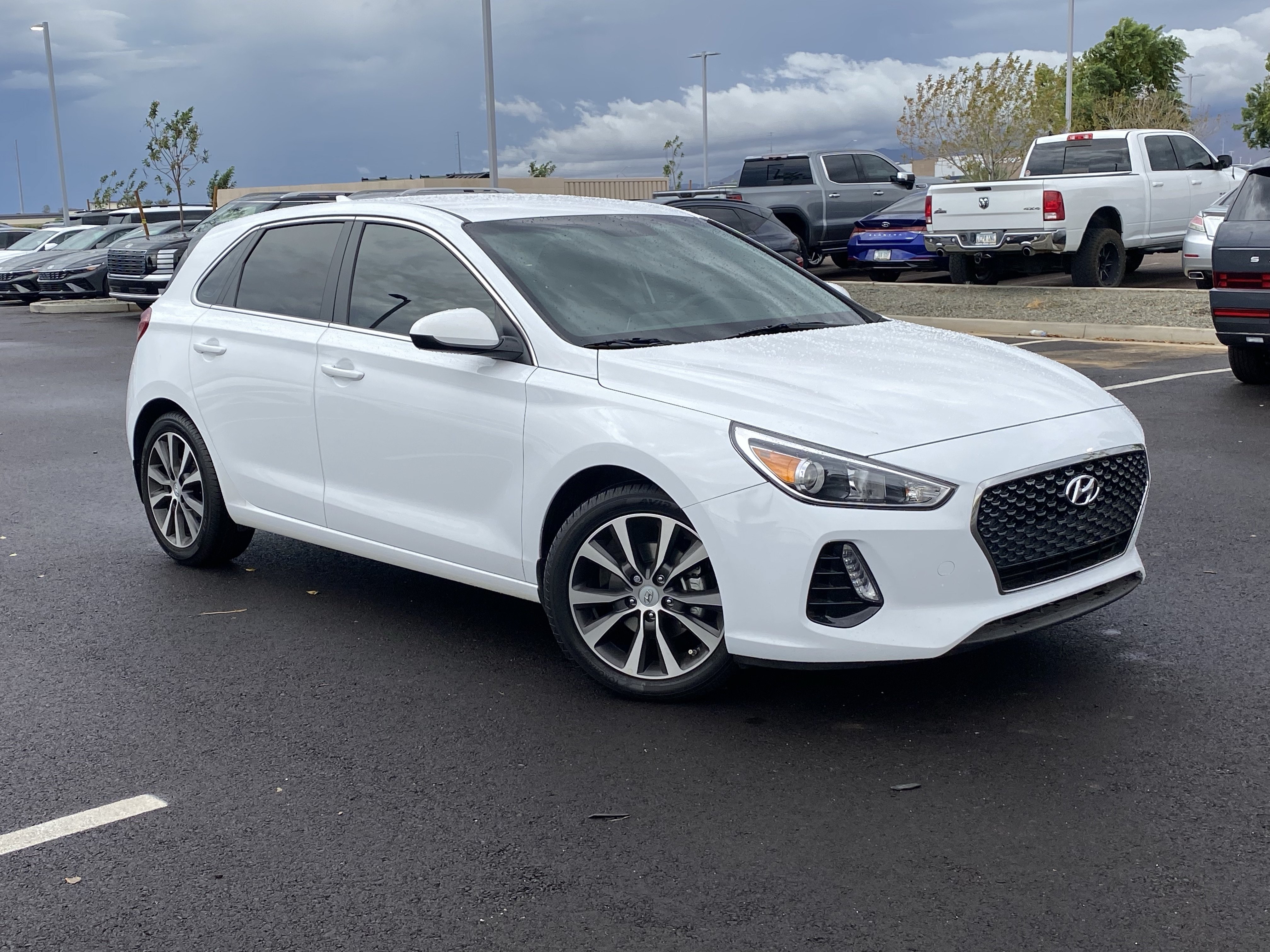 Used 2019 Hyundai Elantra GT FWD image 33
