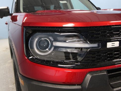 New 2025 Ford Bronco Sport Outer Banks w/ Outer Banks Tech Package+ image 34