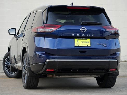 Used 2024 Nissan Rogue Platinum AWD/4WD image 5