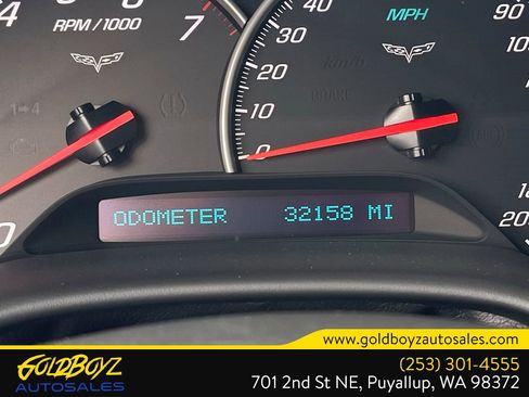 Used 2009 Chevrolet Corvette Coupe w/ Preferred Equipment Group RWD image 17