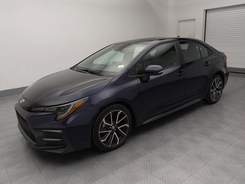 Used 2022 Toyota Corolla SE w/ Carpet Mat Package (TMS) image 2