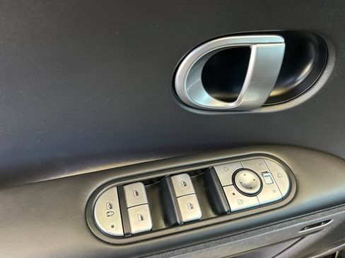 Used 2024 Hyundai Ioniq 5 Limited RWD image 11