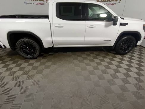 Used 2026 GMC Sierra 1500 Elevation w/ Preferred Package AWD/4WD image 9