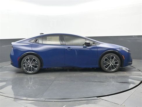 New 2026 Toyota Prius XLE image 32