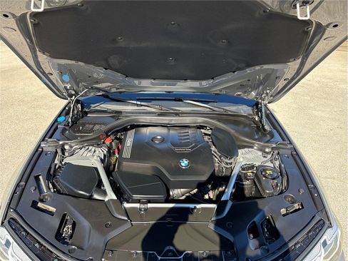 Used 2021 BMW 530i xDrive w/ Premium Package image 52
