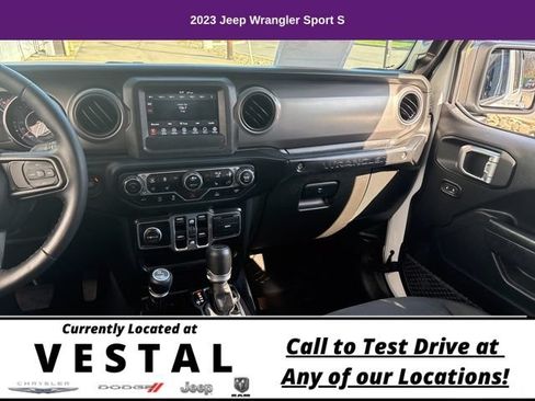 Used 2023 Jeep Wrangler Unlimited Sport AWD/4WD image 23