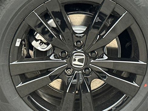 New 2026 Honda HR-V Sport image 5