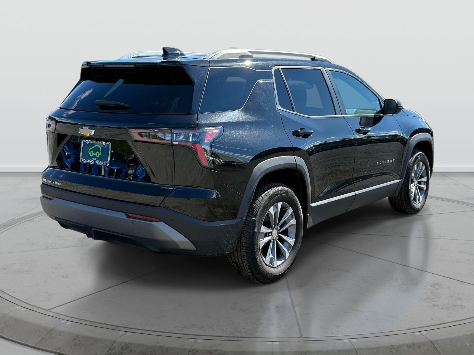 Certified 2025 Chevrolet Equinox LT AWD/4WD image 2