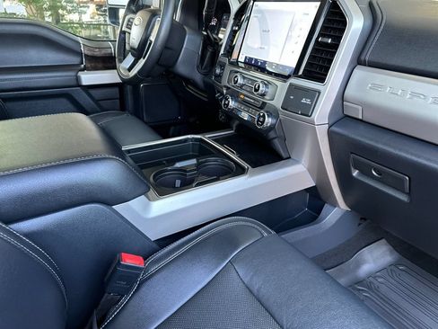Certified 2022 Ford F250 Lariat w/ Tremor Off-Road Package AWD/4WD image 14