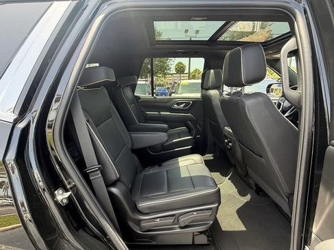 Used 2023 Chevrolet Tahoe Premier RWD image 18