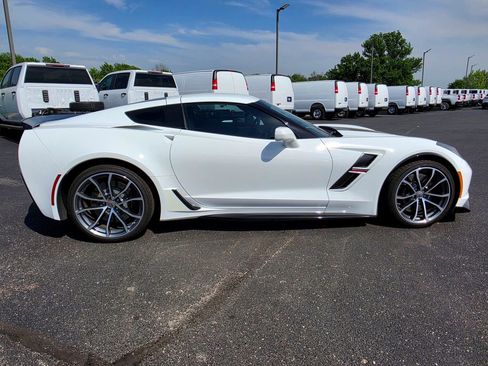 Used 2018 Chevrolet Corvette Grand Sport RWD image 8