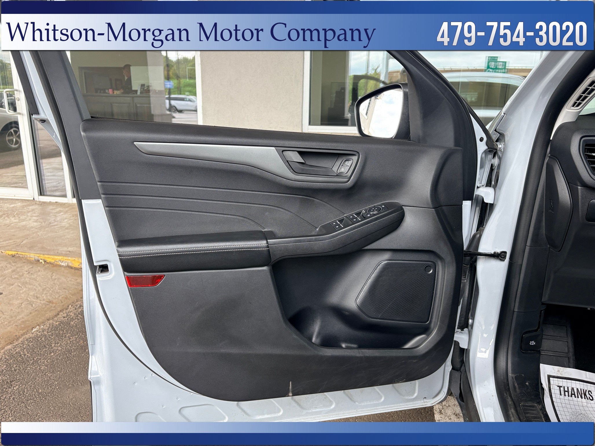 Used 2025 Ford Escape Active AWD/4WD image 11