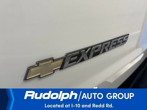 Used 2024 Chevrolet Express 2500 w/ Driver Convenience Package image 9