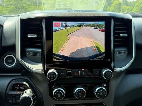 New 2026 RAM 1500 Express AWD/4WD image 19