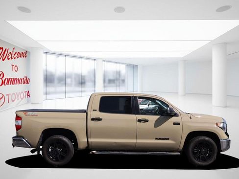 Used 2019 Toyota Tundra SR5 w/ SR5 Upgrade Package RWD image 5