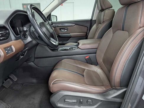 Certified 2023 Honda Pilot Elite image 4