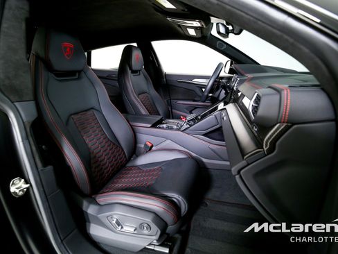 Used 2024 Lamborghini Urus S image 27