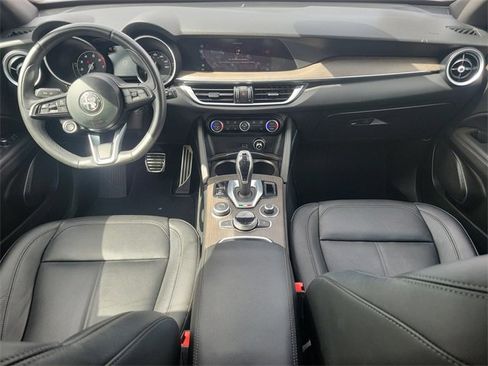 Used 2022 Alfa Romeo Stelvio Ti image 15